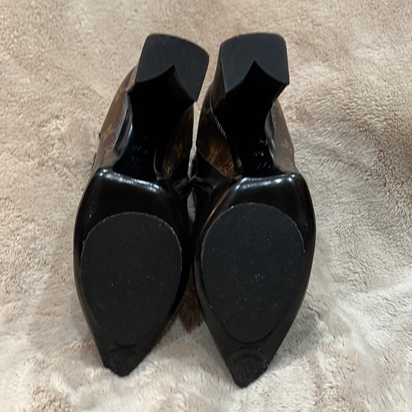 Louis Vuitton Matchmake Booties - Picture 6 of 17
